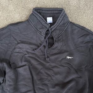 Reebok - vintage mock neck sweater